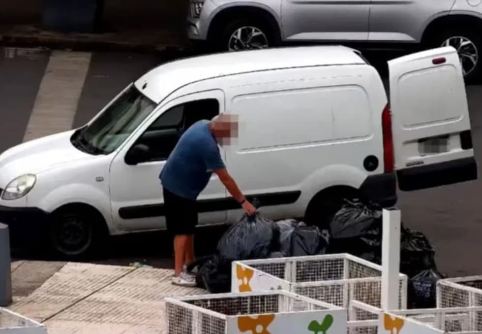 6dRmmq7SfT_1300x900__original