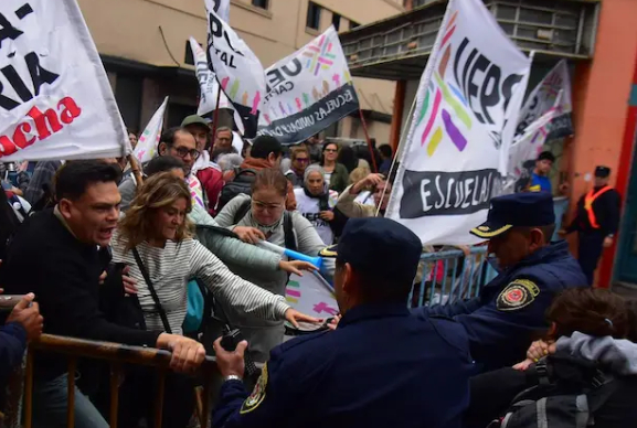 Incidentes-en-el-inicio-de-la-asamblea-de-la-UEPC-04-20-2026_03_12_PM