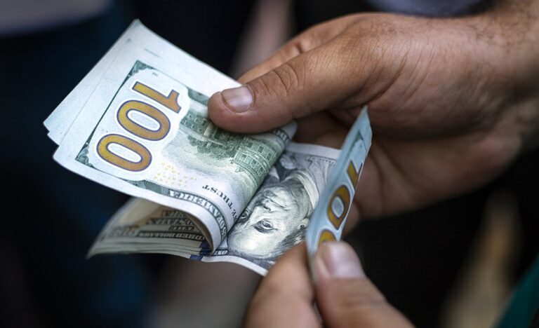United_States_one-hundred-dollar_bill (1)
