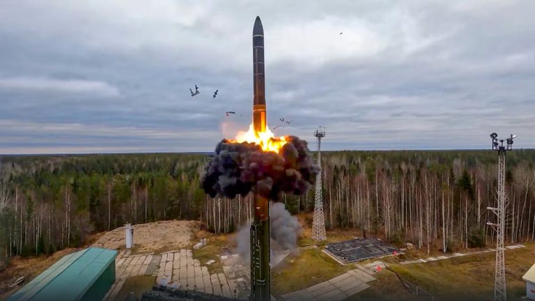test-misil-balistico-intercontinental-24-yars-ensayos-ataque-nuclear-ruso-ano-2022_69