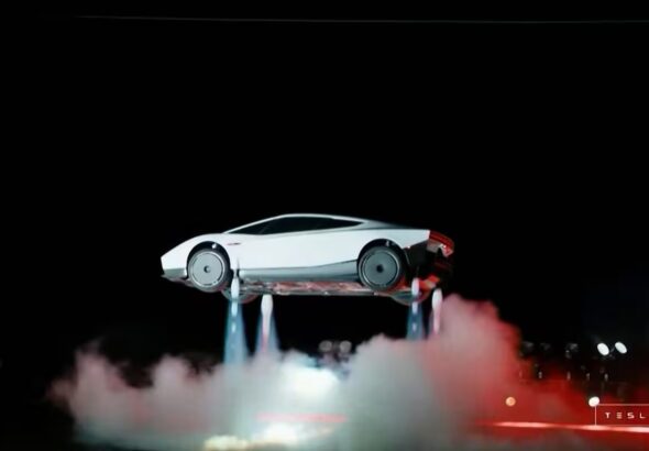 una-captura-del-video-con-el-que-tesla-presento-SVMQD7WS7JCETHFGSEFGOWOPAA