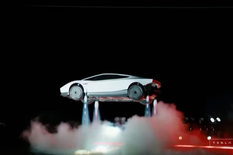 una-captura-del-video-con-el-que-tesla-presento-SVMQD7WS7JCETHFGSEFGOWOPAA